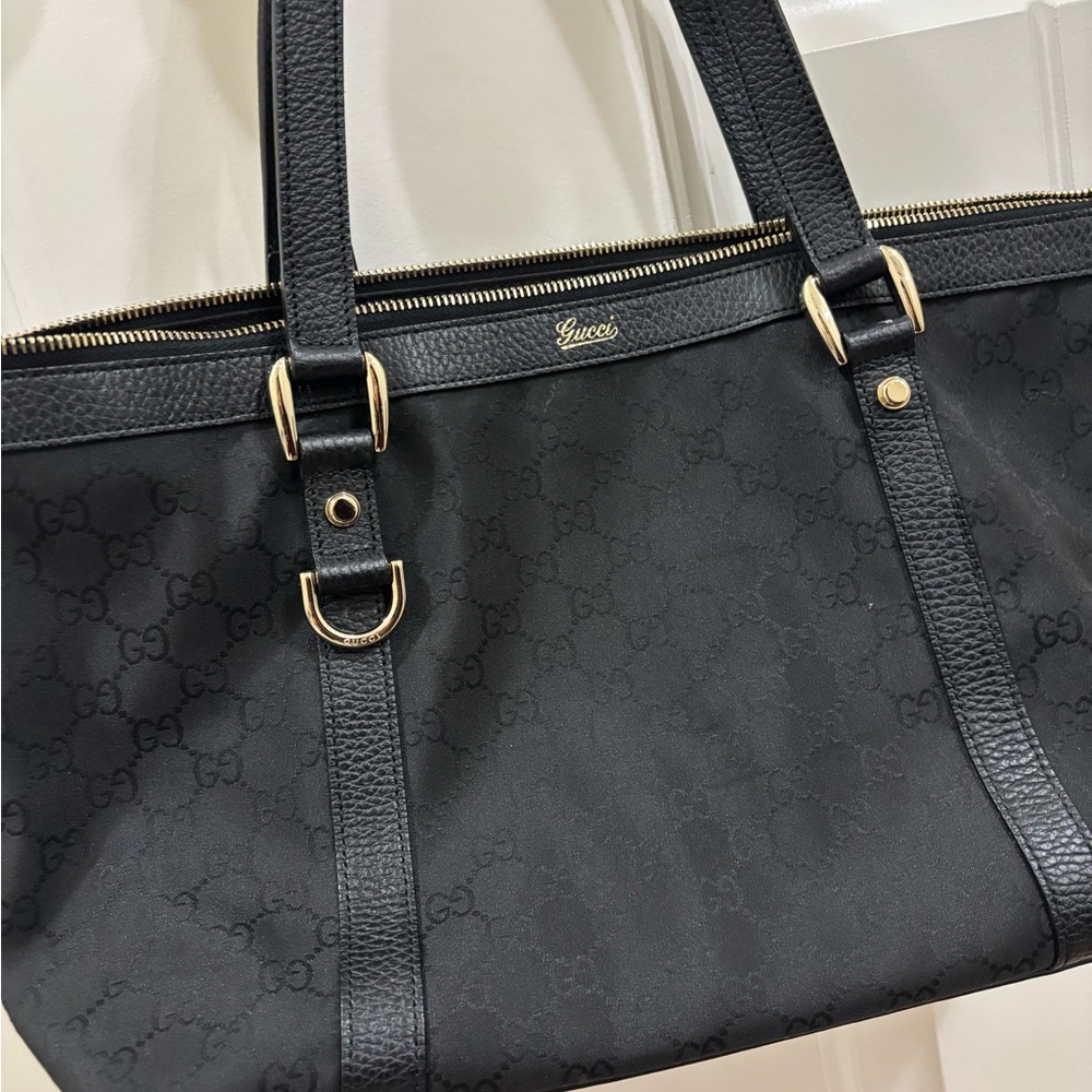 Gucci Black Monogram Shoulder Bag with Gold Hardware - Picture 2 of 8